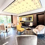 Western Journel Juan-les-pins 3*