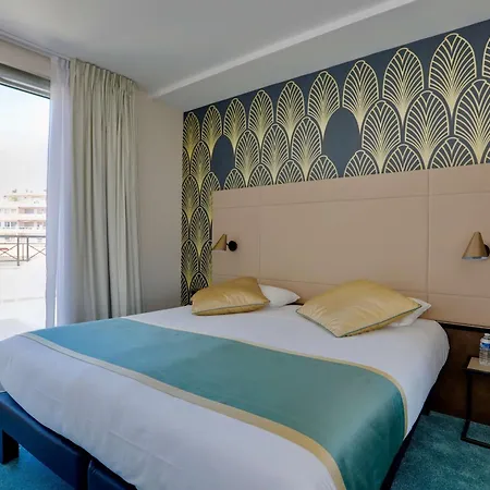 Western Journel Juan-les-pins Hotel