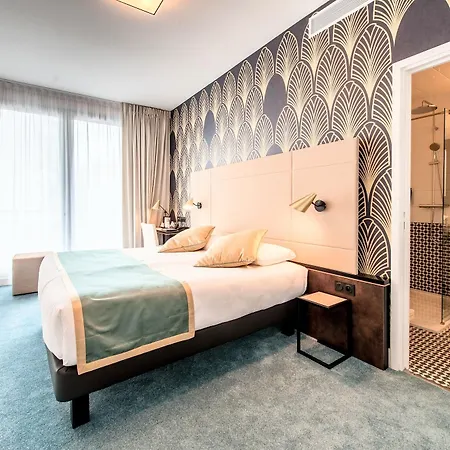 ホテル Western Journel Juan-les-pins 3*