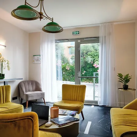 Best Western Journel Hôtel Antibes-Juan-les-Pins 3*