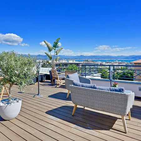 Western Journel Juan-les-pins Αντίμπ