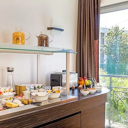 Best Western Journel Hôtel Antibes-Juan-les-Pins 3* Antibes