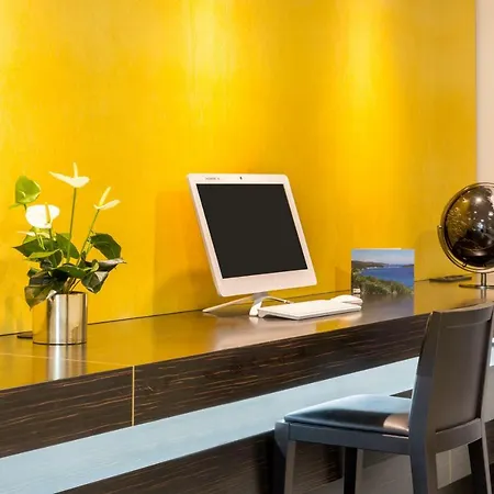 Western Journel Juan-les-pins Hotel Antibes