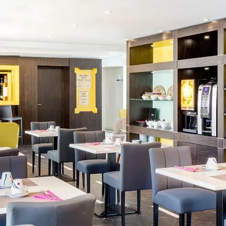 Western Journel Juan-les-pins Hotel