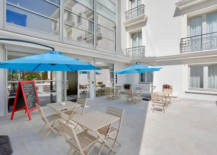 Western Journel Juan-les-pins Hotel Antibes