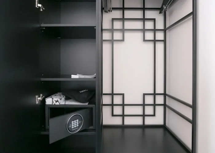 Отель Western Journel Juan-les-pins Антиб