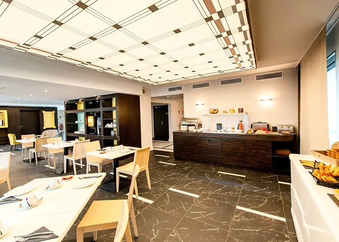 Western Journel Juan-les-pins