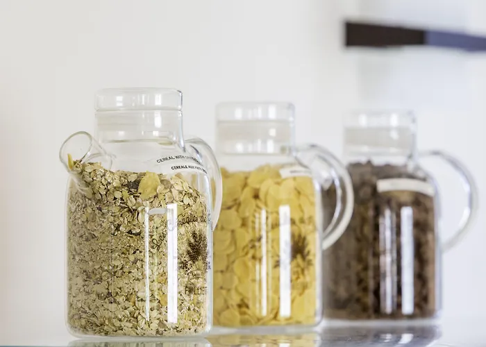 Western Journel Juan-les-pins Отель