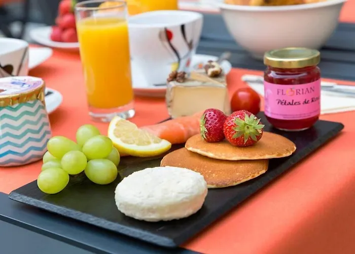 Western Journel Juan-les-pins Hotel Antibes