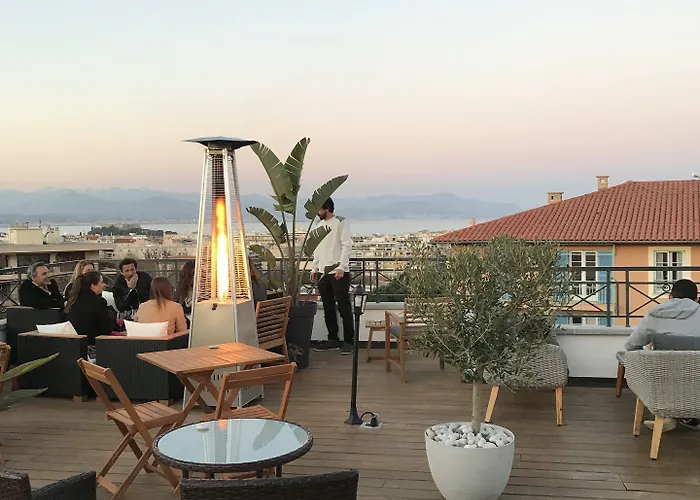 Western Journel Juan-les-pins 3*